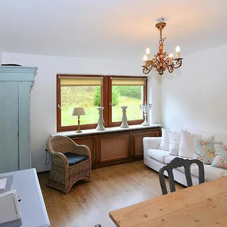 In Neuastenberg Nahe Postwiese *