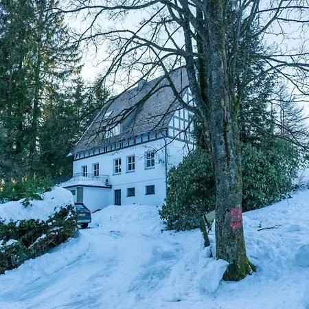Gemuetliches An Den Skipisten * Winterberg